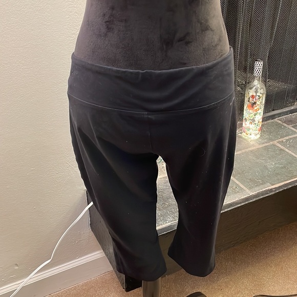 Black leggings - Capri length - Picture 6 of 13